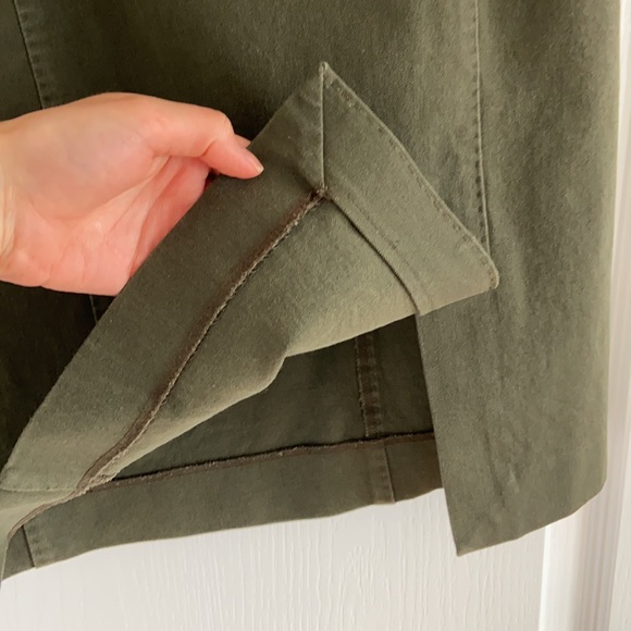 Banana Republic Stretchy Denim Skirt - Picture 4 of 5